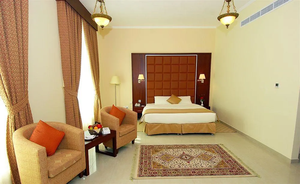 Rainbow Hotel Dubai 3*,