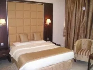 Rainbow Hotel Dubai