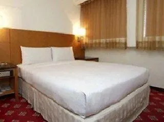 Rainbow Hotel Dubai