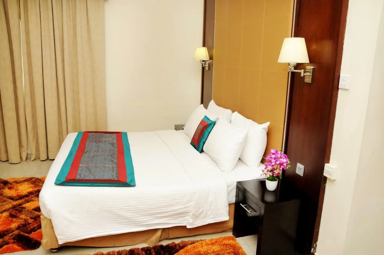 Rainbow Hotel Dubai