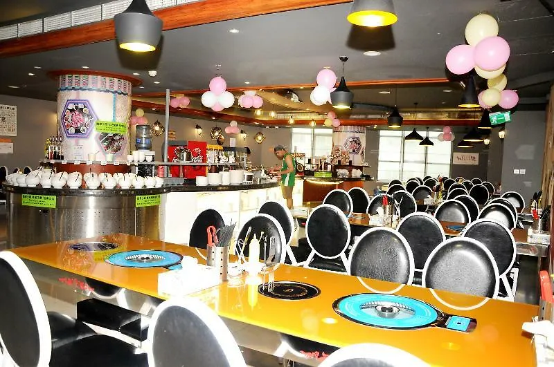 Rainbow Hotel Dubai